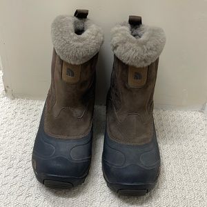 The North Face Waterproof Hiking Boots - brown leather/suede - size 8